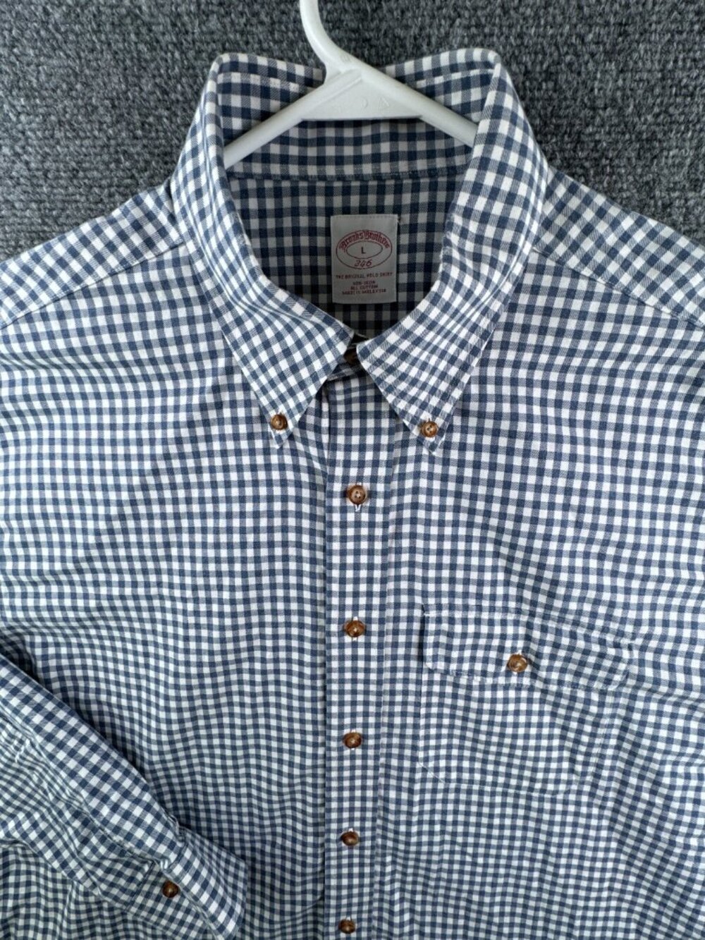Brooks Brothers Long Sleeve Button Up Shirt Large Blue Check Cotton Non-iron